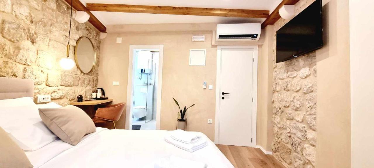Mascheroni Luxury Ii *